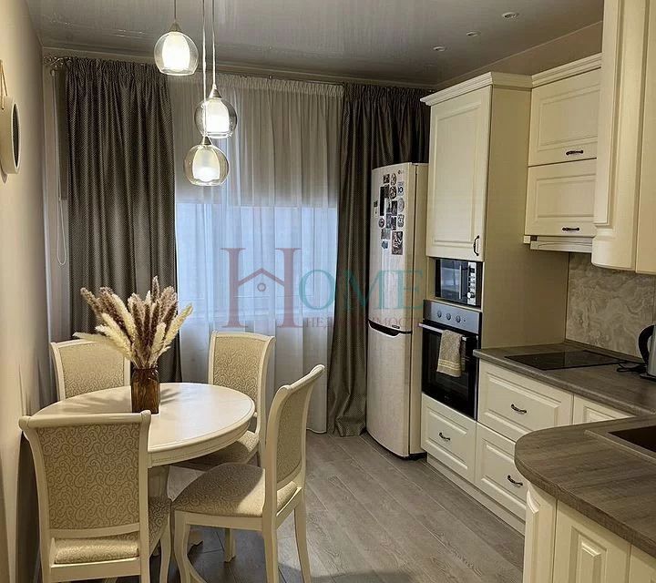 Сдаётся 1-комнатная квартира, 37 м²