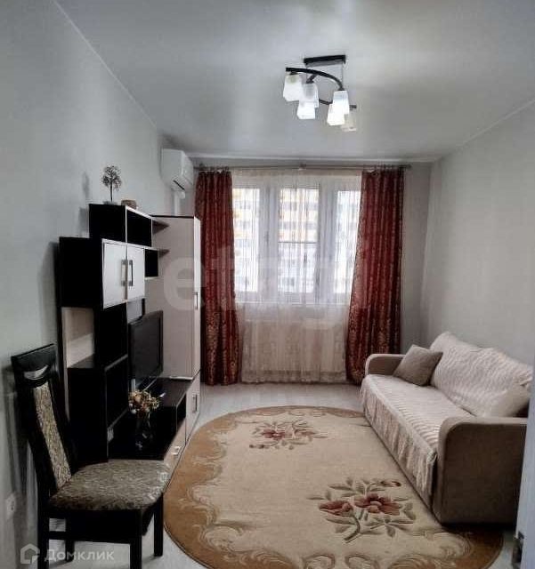 Сдаётся 1-комнатная квартира, 38.4 м²