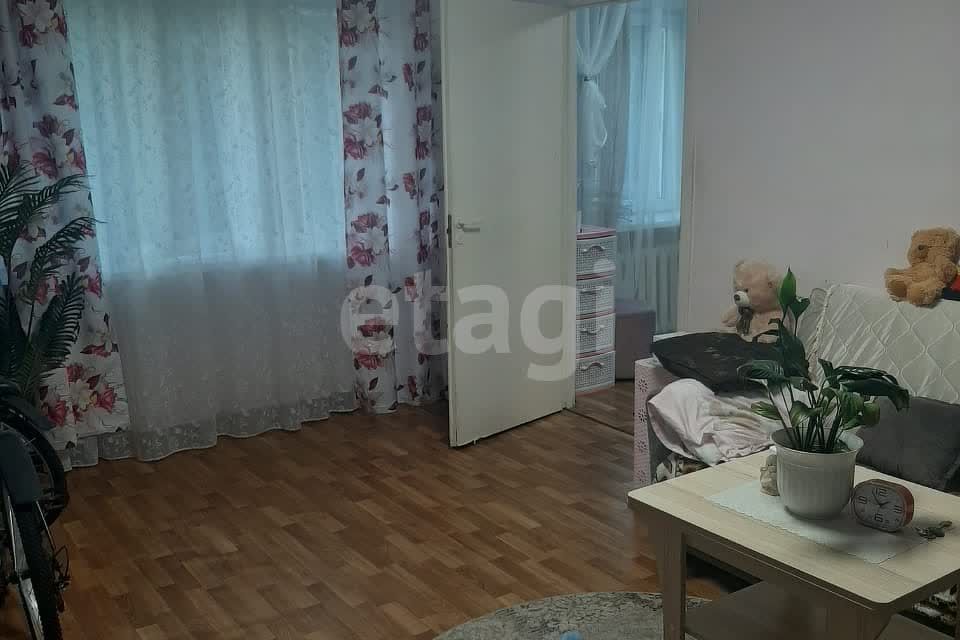Продаётся 3-комнатная квартира, 55.4 м²
