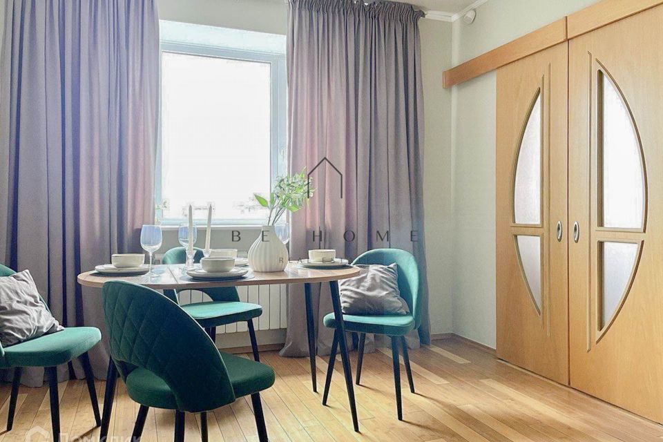 Сдаётся 3-комнатная квартира, 95 м²