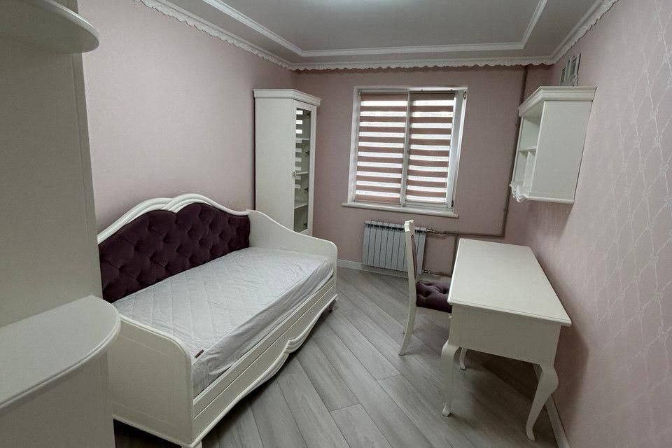 Продаётся 5-комнатная квартира, 120 м²