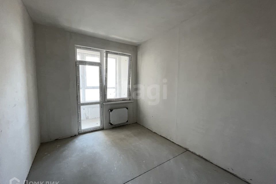 Продаётся 1-комнатная квартира, 42.3 м²