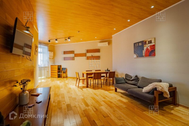 Сдаётся 3-комнатная квартира, 110 м²