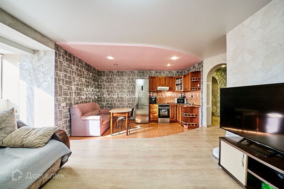 Сдаётся 1-комнатная квартира, 57.1 м²