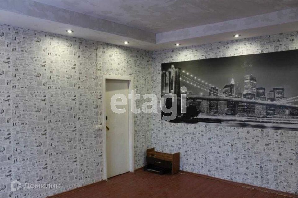 Продаётся комната в 5-комн. квартире, 22 м²