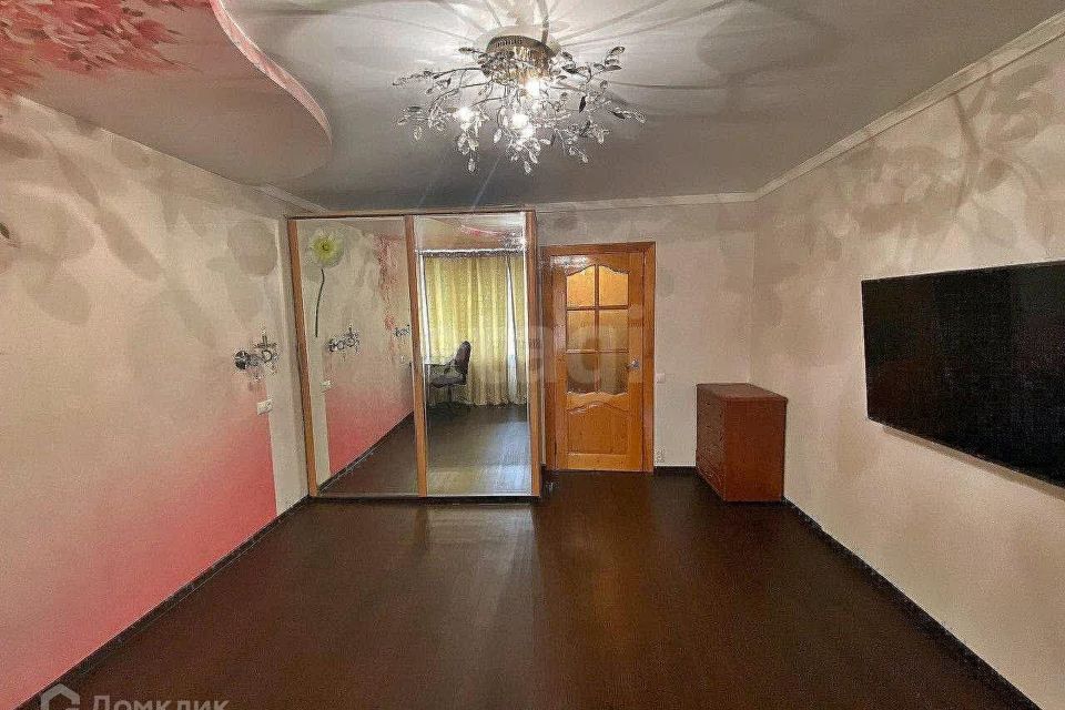 Продаётся 4-комнатная квартира, 73 м²