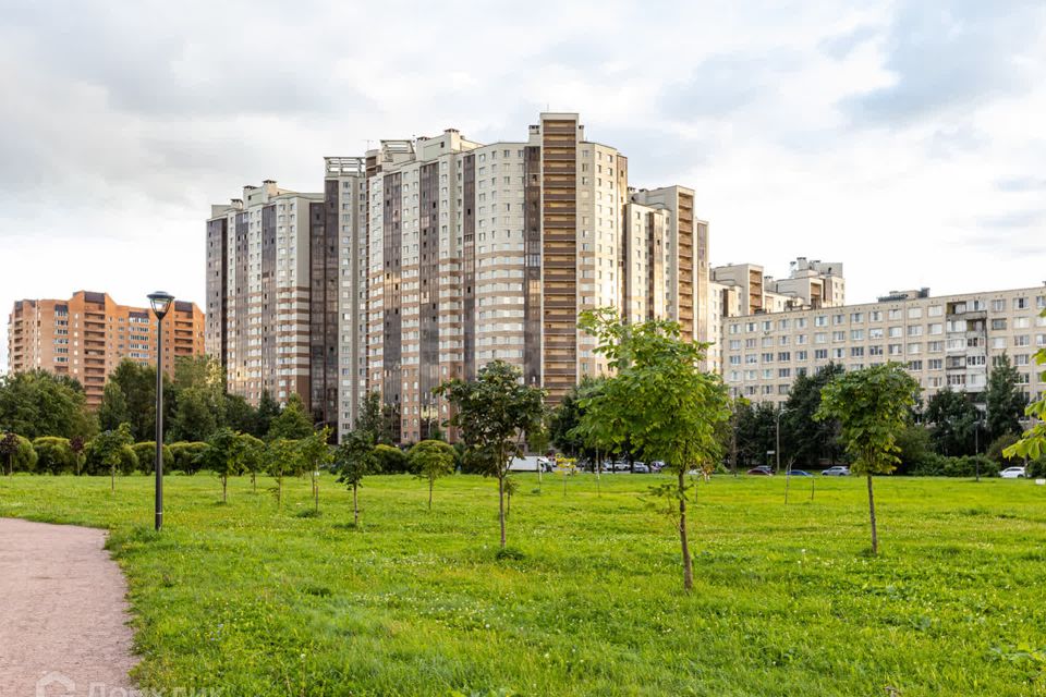 Продаётся 1-комнатная квартира, 43 м²