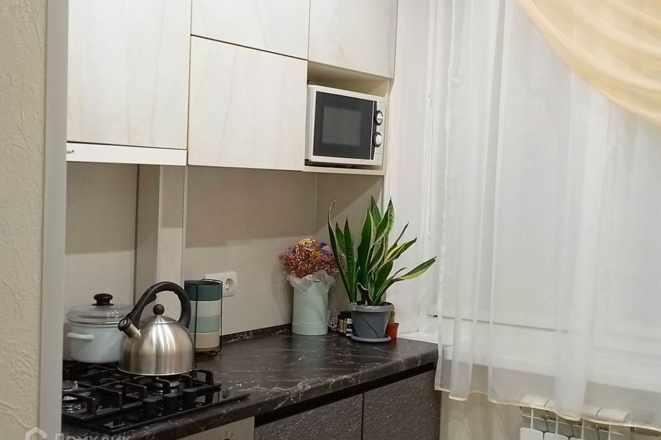 Продаётся 3-комнатная квартира, 50.5 м²