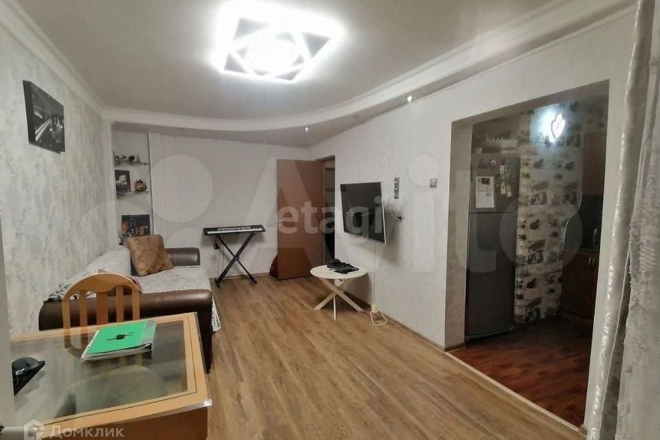 Продаётся 3-комнатная квартира, 61.7 м²