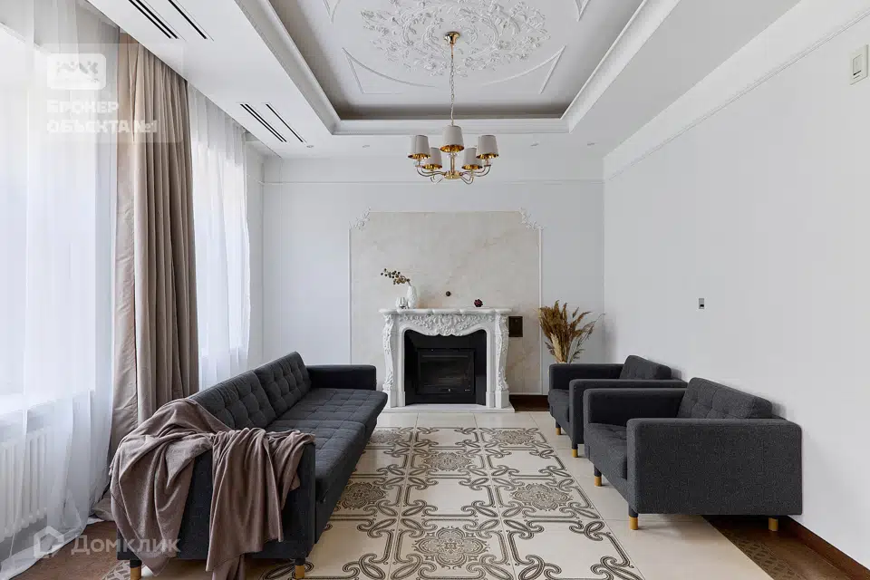 Продаётся 5-комнатная квартира, 155 м²