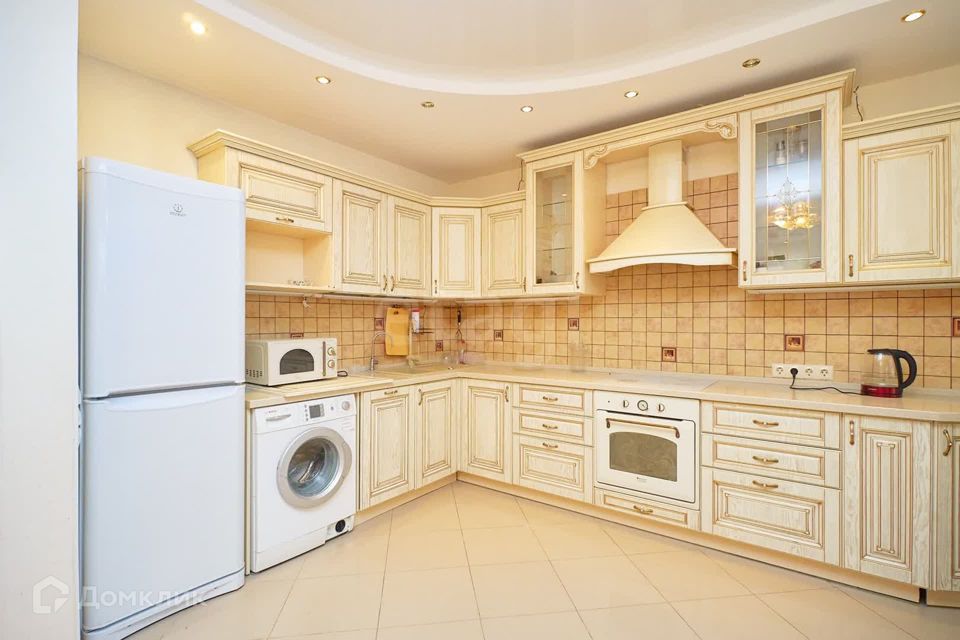 Продаётся 3-комнатная квартира, 99.6 м²