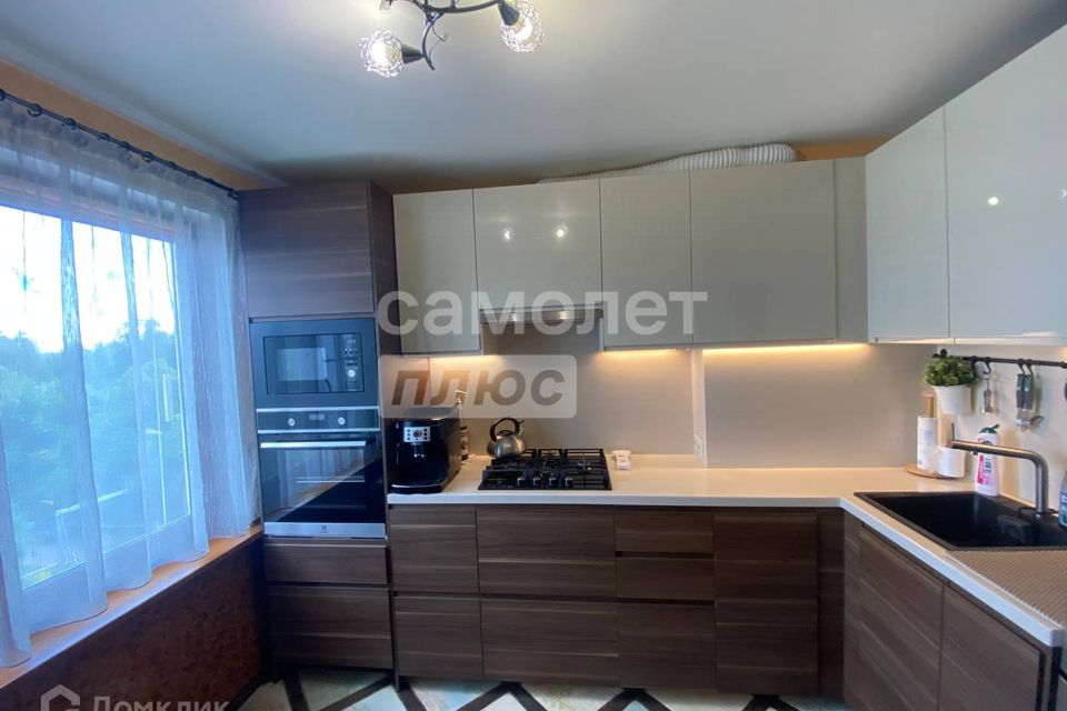 Продаётся 2-комнатная квартира, 46.7 м²