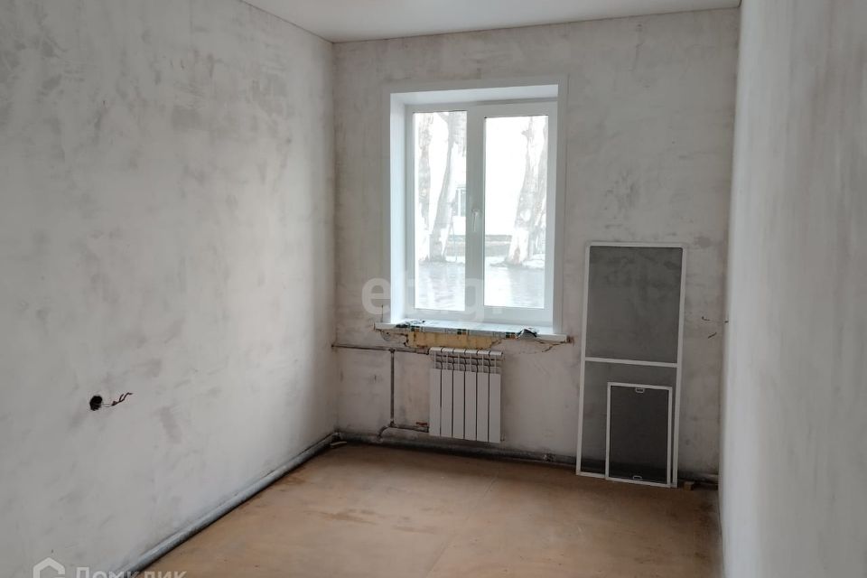 Продаётся 3-комнатная квартира, 53.9 м²