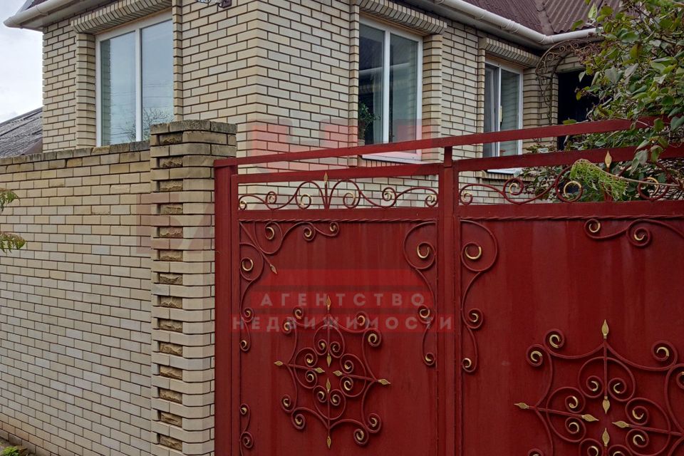 Продаётся 2-этажный дом, 85 м²