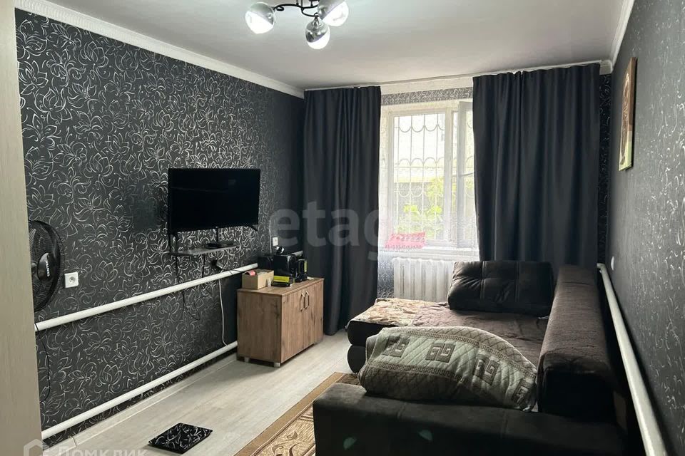 Продаётся 2-комнатная квартира, 61.1 м²