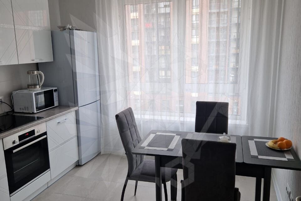 Сдаётся 2-комнатная квартира, 59 м²