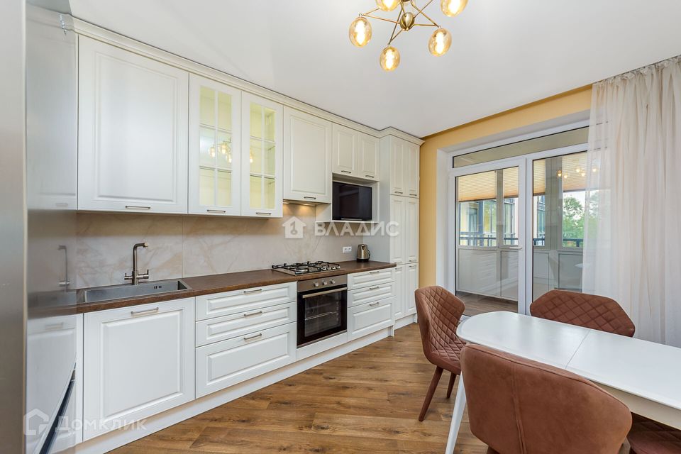 Продаётся 2-комнатная квартира, 61 м²