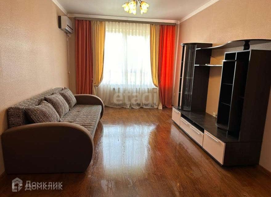 Сдаётся 1-комнатная квартира, 43 м²