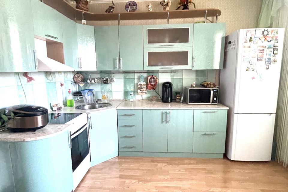 Продаётся 2-комнатная квартира, 55.7 м²