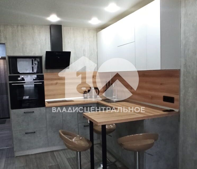 Продаётся 1-комнатная квартира, 36.7 м²