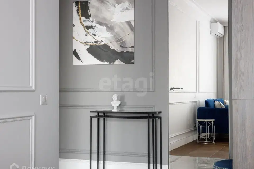 Продаётся 1-комнатная квартира, 42 м²