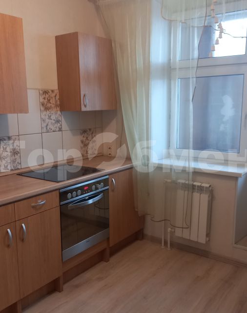 Продаётся 1-комнатная квартира, 37.3 м²