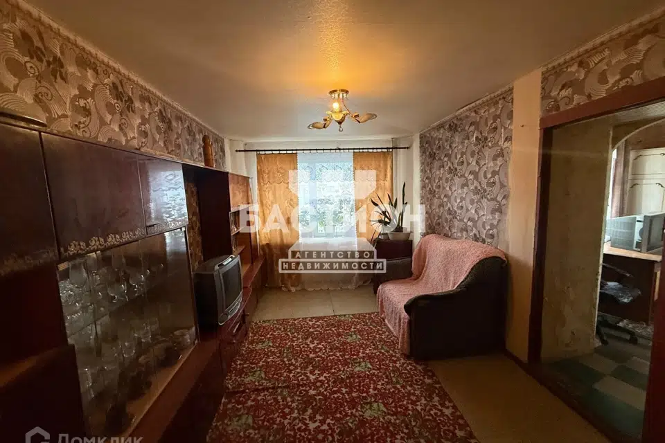 Продаётся 4-комнатная квартира, 88 м²