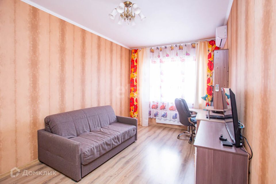 Продаётся 2-комнатная квартира, 54.4 м²