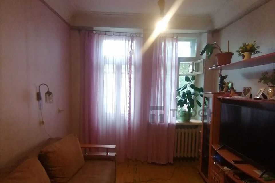 Продаётся 3-комнатная квартира, 57.3 м²