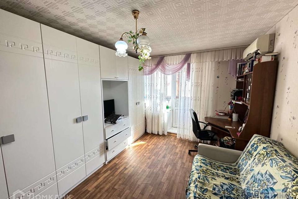 Продаётся 1-комнатная квартира, 41 м²