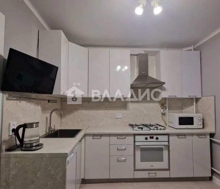 Продаётся 3-комнатная квартира, 71.9 м²