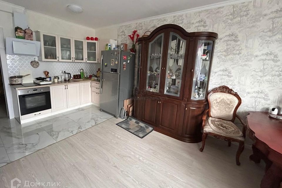 Продаётся 1-комнатная квартира, 52 м²