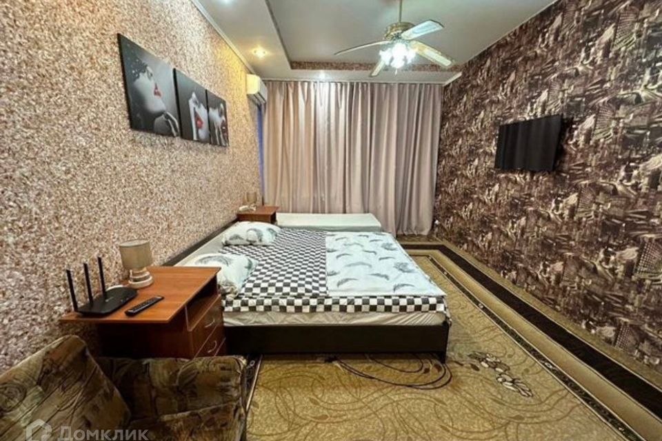 Продаётся 4-комнатная квартира, 90 м²