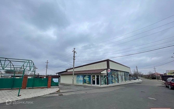 Сдаётся торговое помещение, 492 м²