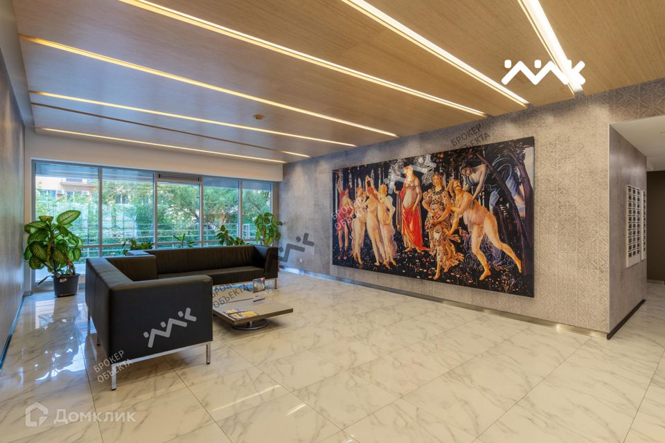 Продаётся 3-комнатная квартира, 144.7 м²