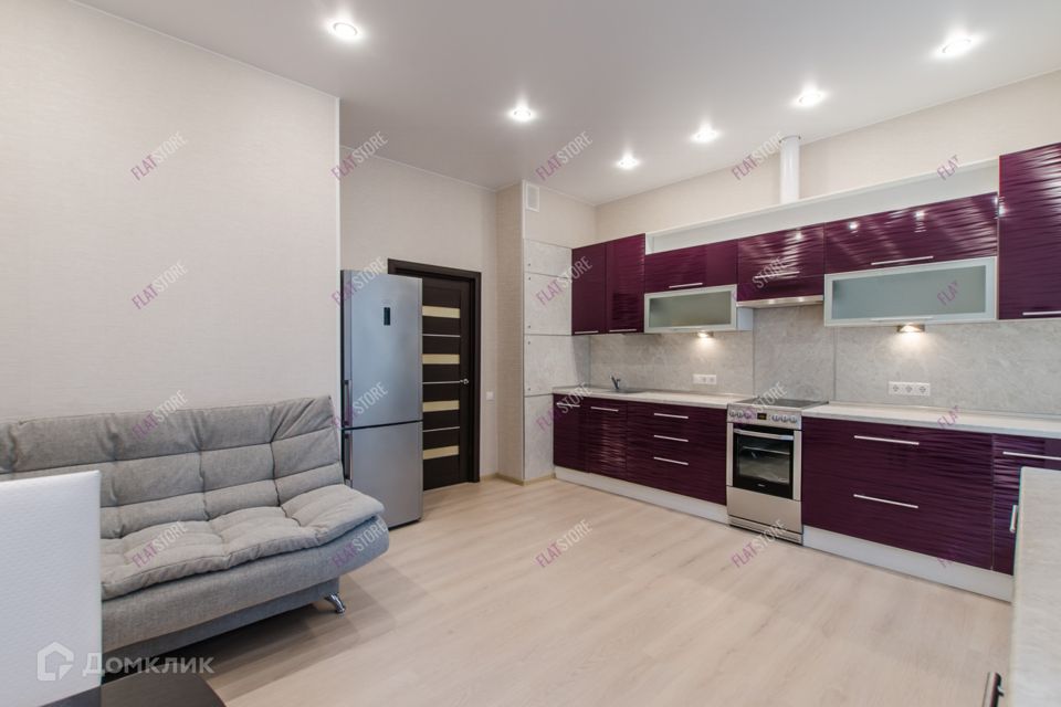 Сдаётся 2-комнатная квартира, 75 м²