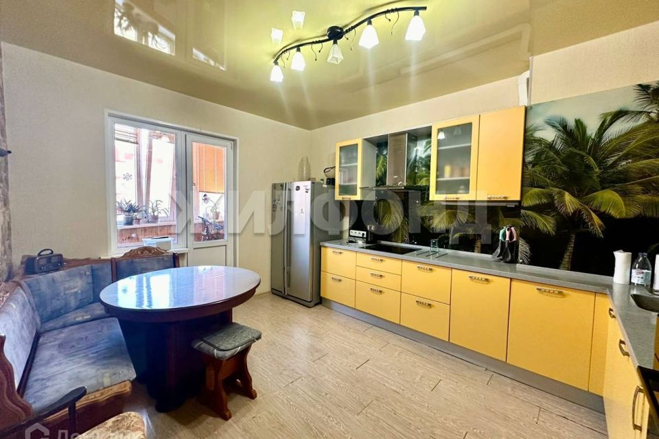 Продаётся 3-комнатная квартира, 77.8 м²