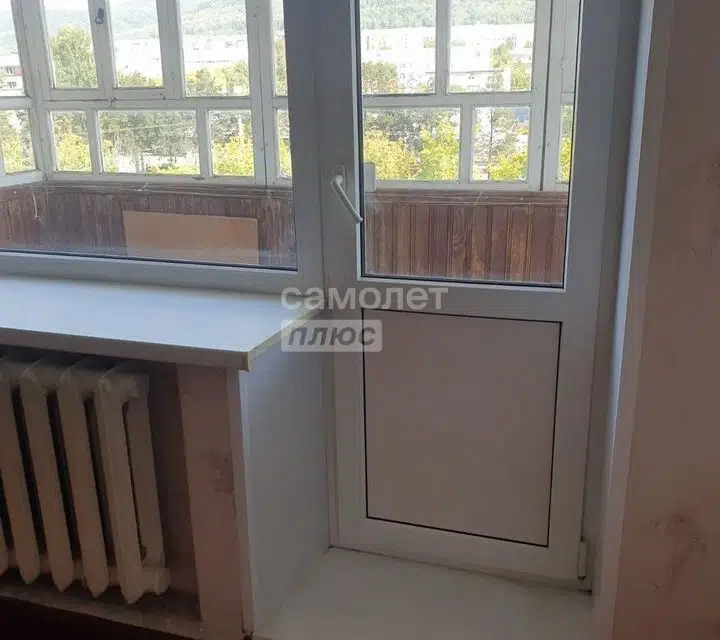 Продаётся 2-комнатная квартира, 43.8 м²