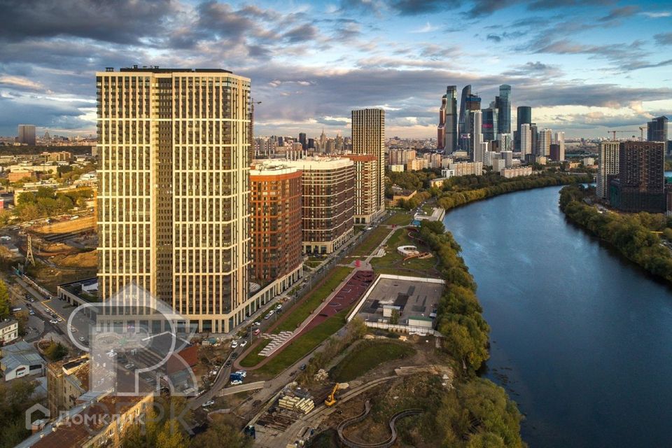 Продаётся 4-комнатная квартира, 92 м²