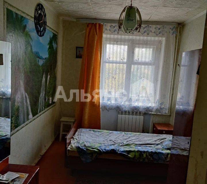 Продаётся 3-комнатная квартира, 57.8 м²