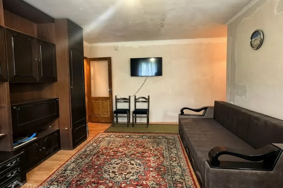 Продаётся 3-комнатная квартира, 61.8 м²