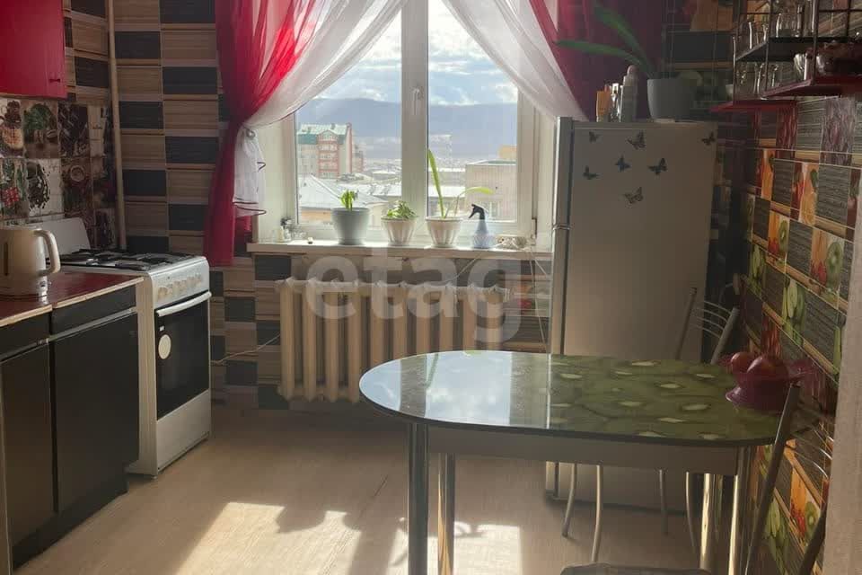 Продаётся 1-комнатная квартира, 41.9 м²