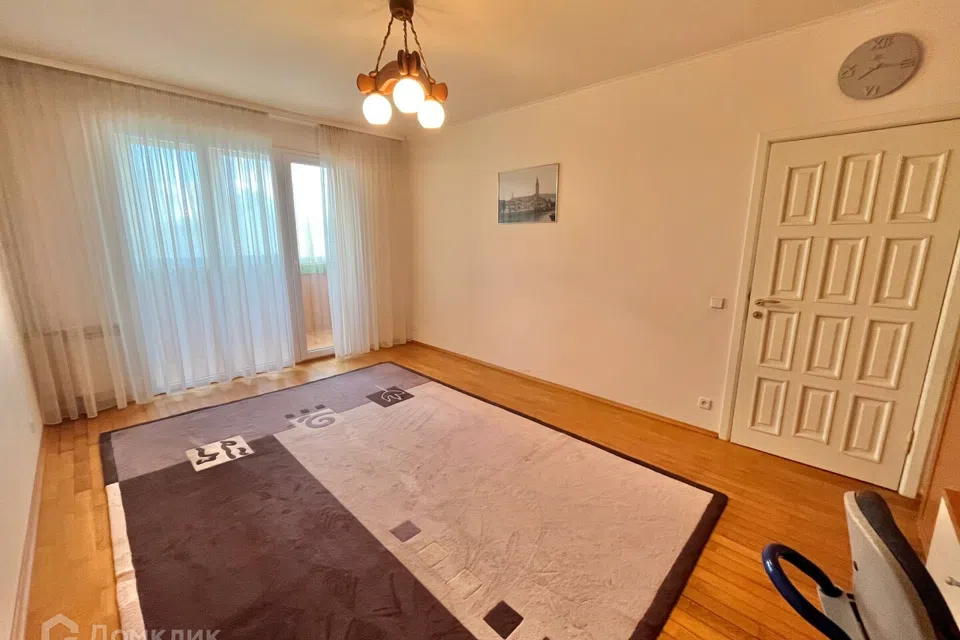 Продаётся 2-комнатная квартира, 55 м²