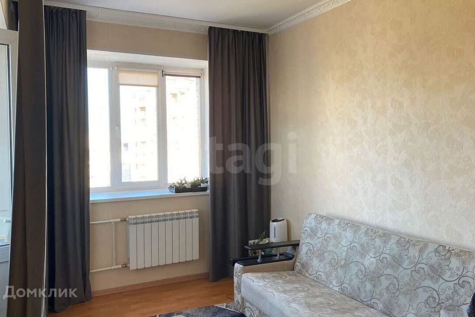 Продаётся 1-комнатная квартира, 36.8 м²