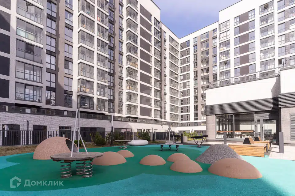 Продаётся 1-комнатная квартира, 42.4 м²
