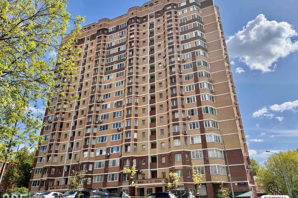 Продаётся 1-комнатная квартира, 40.7 м²