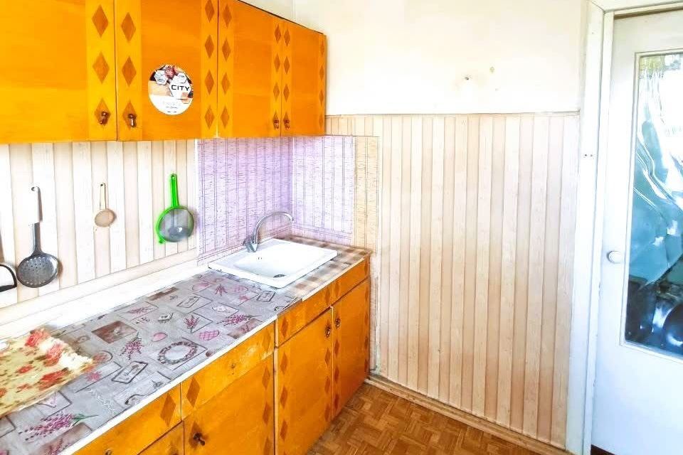 Продаётся 1-комнатная квартира, 33 м²