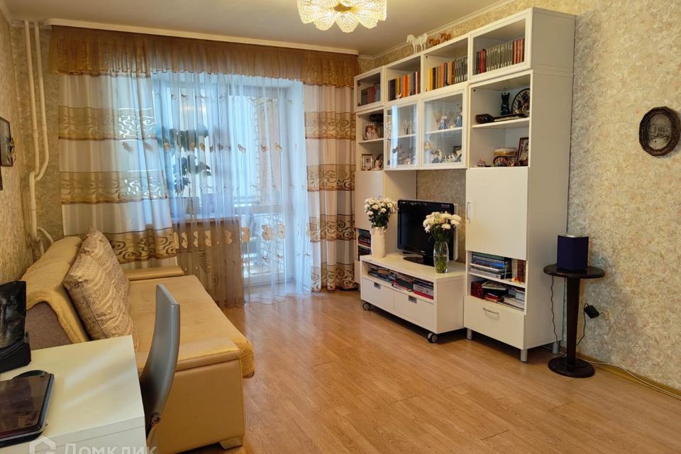 Продаётся 1-комнатная квартира, 41.8 м²