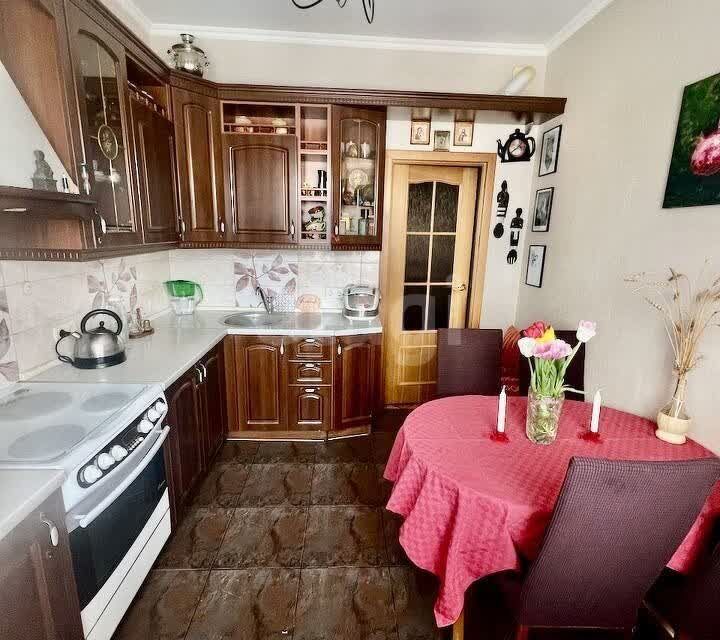 Продаётся 3-комнатная квартира, 69.9 м²