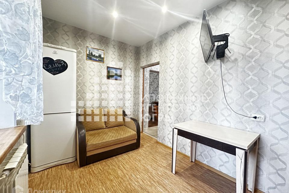 Продаётся 1-комнатная квартира, 40.7 м²